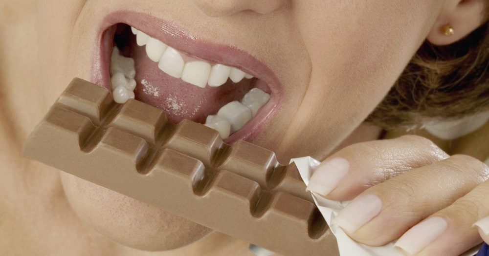 Почему от сладкого болят зубы