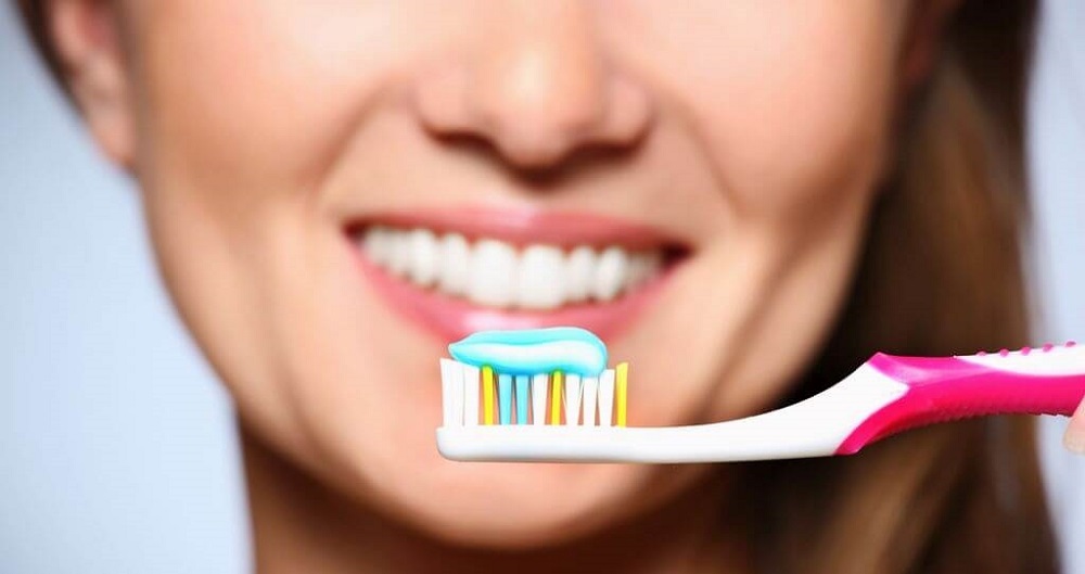 Тщательная чистка зубов